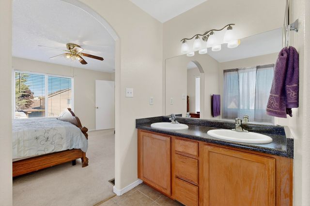 8832 Templeton Avenue SW, Albuquerque, NM 87121