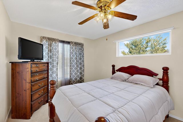 8832 Templeton Avenue SW, Albuquerque, NM 87121