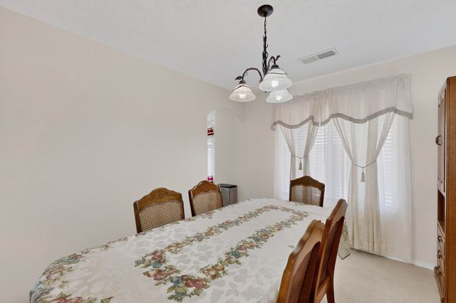 8832 Templeton Avenue SW, Albuquerque, NM 87121