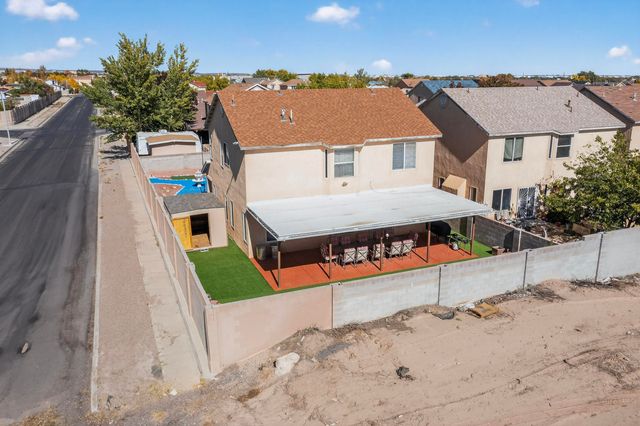 8832 Templeton Avenue SW, Albuquerque, NM 87121