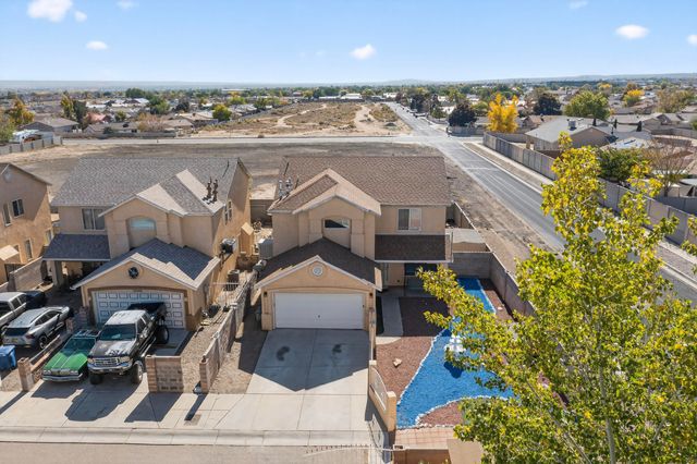 8832 Templeton Avenue SW, Albuquerque, NM 87121