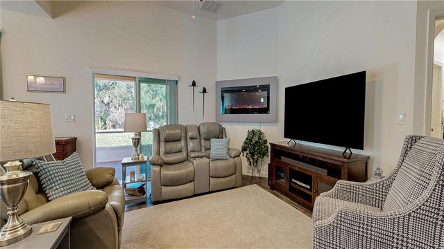 133 PARK PLACE CIRCLE, Palm Coast, FL 32164