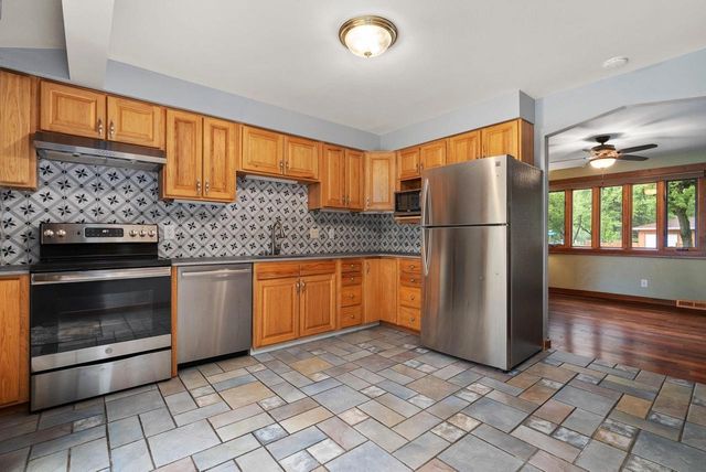 6021 Meadowood Drive, Madison, WI 53711