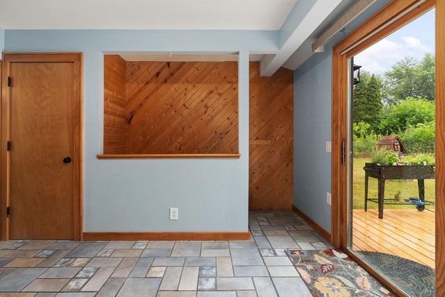 6021 Meadowood Drive, Madison, WI 53711
