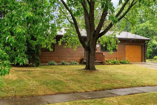 6021 Meadowood Drive, Madison, WI 53711
