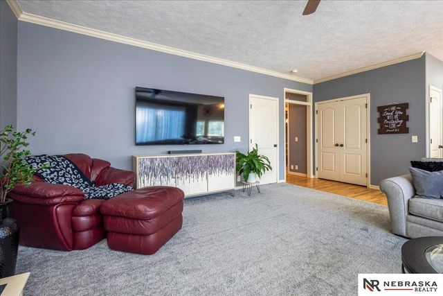 3936 S 192nd Avenue, Omaha, NE 68130