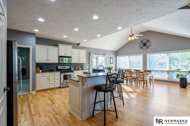 3936 S 192nd Avenue, Omaha, NE 68130