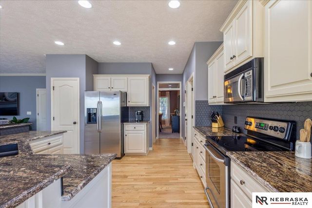 3936 S 192nd Avenue, Omaha, NE 68130