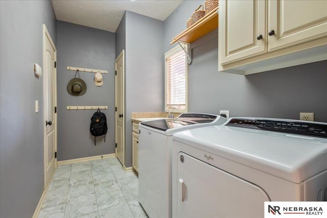 3936 S 192nd Avenue, Omaha, NE 68130