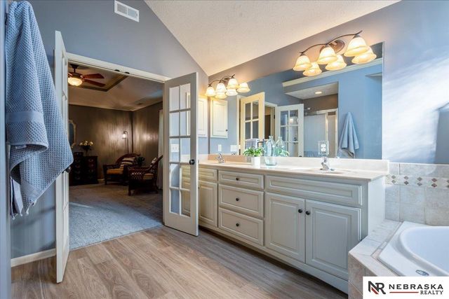 3936 S 192nd Avenue, Omaha, NE 68130