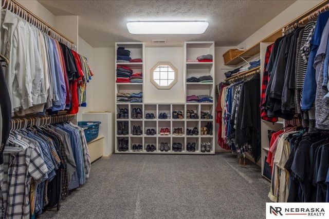 3936 S 192nd Avenue, Omaha, NE 68130