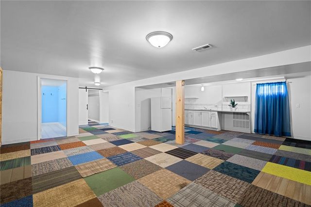 126 SE Moore Street, Blue Springs, MO 64014