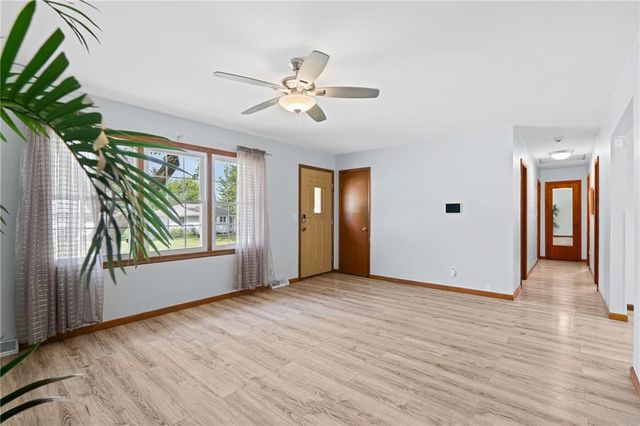 126 SE Moore Street, Blue Springs, MO 64014