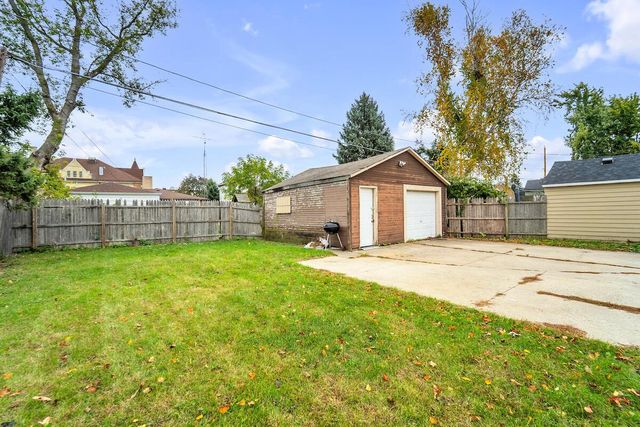 1427 Erie STREET, Racine, WI 53402
