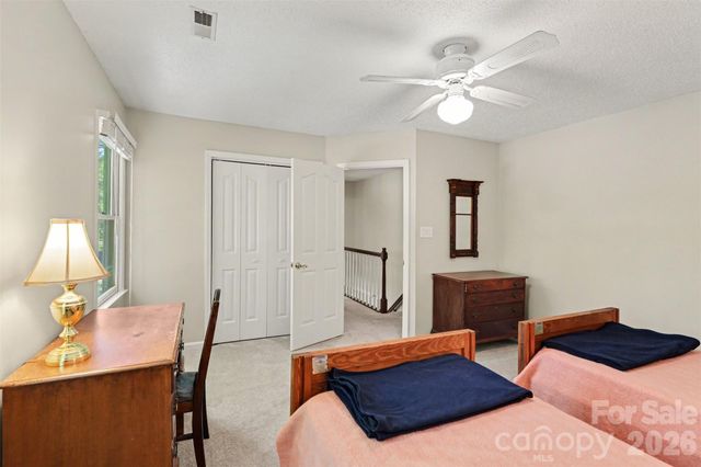 7218 Glen Brook Lane, Charlotte, NC 28269