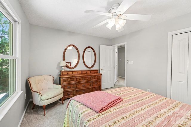 7218 Glen Brook Lane, Charlotte, NC 28269