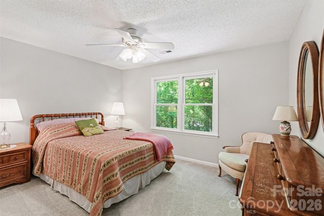 7218 Glen Brook Lane, Charlotte, NC 28269