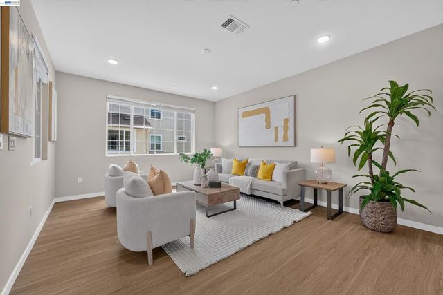 37623 Shelter Rd, Newark, CA 94560