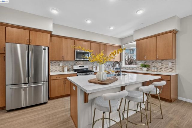37623 Shelter Rd, Newark, CA 94560