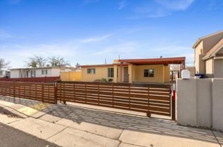 2733 Georgia Street NE, Albuquerque, NM 87110