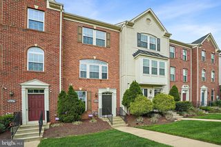 3825 COMMODORE JOSHUA BARNEY DR NE, Washington, DC 20018