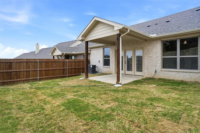 209 Legacy Boulevard, Weatherford, TX 76085