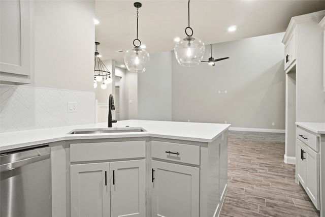 209 Legacy Boulevard, Weatherford, TX 76085