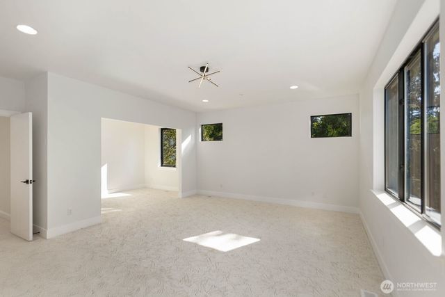 16211 Simonds Road NE, Kenmore, WA 98028