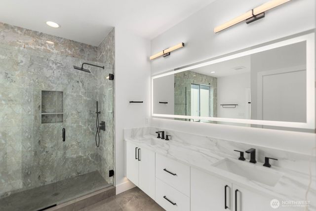 16211 Simonds Road NE, Kenmore, WA 98028