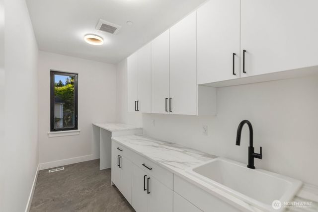 16211 Simonds Road NE, Kenmore, WA 98028