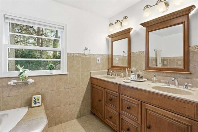 1792 Frazier Road, Decatur, GA 30033