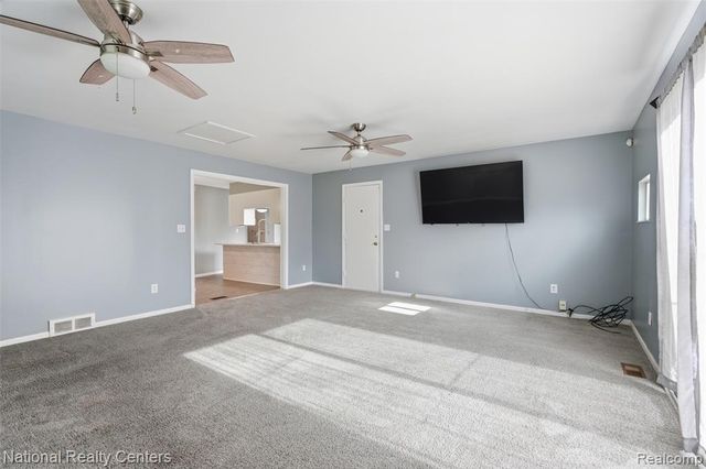 16021 Dugan Street, Roseville, MI 48066