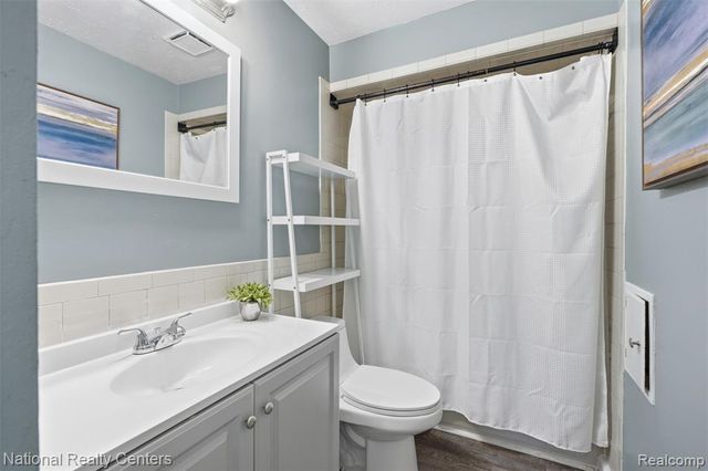 16021 Dugan Street, Roseville, MI 48066