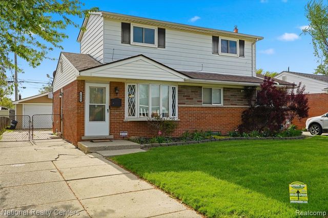16021 Dugan Street, Roseville, MI 48066