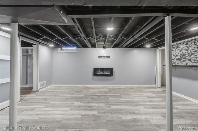 16021 Dugan Street, Roseville, MI 48066