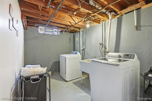 16021 Dugan Street, Roseville, MI 48066