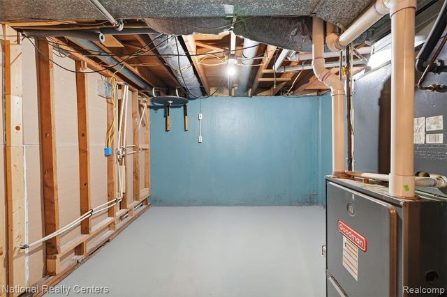 16021 Dugan Street, Roseville, MI 48066