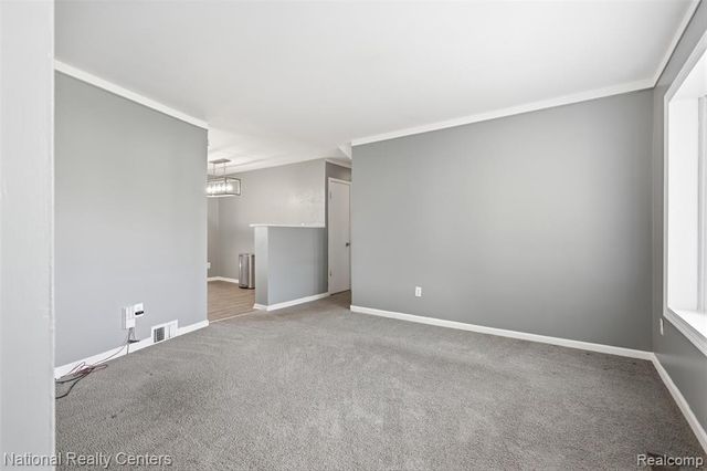 16021 Dugan Street, Roseville, MI 48066