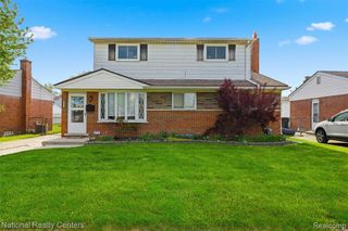 16021 Dugan Street, Roseville, MI 48066