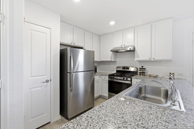 7259 Rosada Way, San Antonio, TX 78218