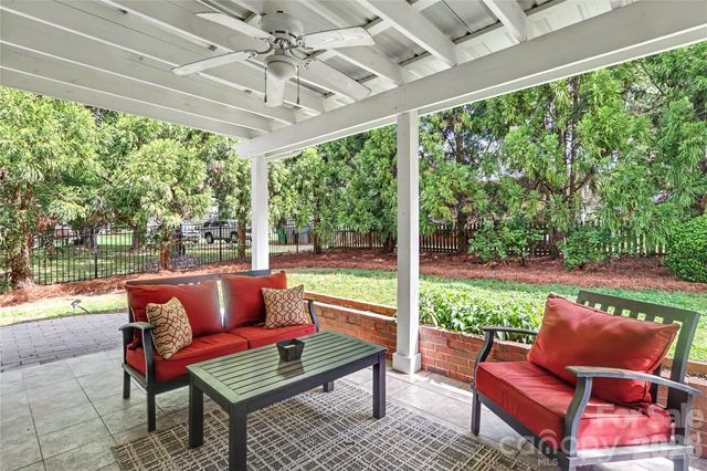 804 Mill Run Drive, Charlotte, NC 28209