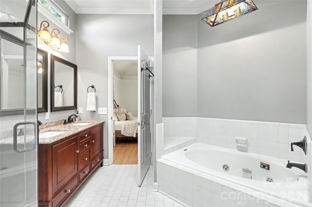 804 Mill Run Drive, Charlotte, NC 28209