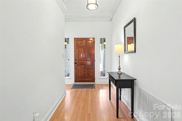 804 Mill Run Drive, Charlotte, NC 28209