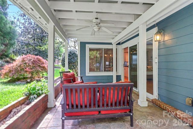 804 Mill Run Drive, Charlotte, NC 28209