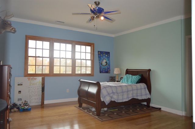 236 Tims Ford Dr, Winchester, TN 37398