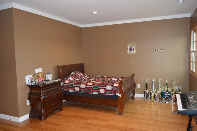 236 Tims Ford Dr, Winchester, TN 37398