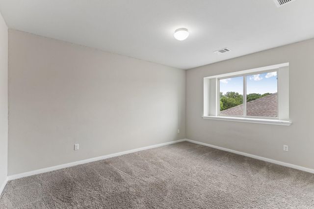 301 Rimrock CT, Bastrop, TX 78602