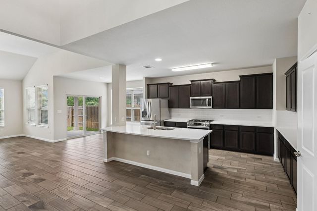 301 Rimrock CT, Bastrop, TX 78602