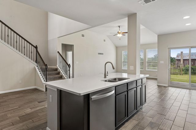 301 Rimrock CT, Bastrop, TX 78602