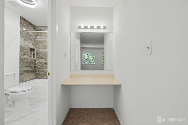 143 E Tennyson Drive, Plainsboro, NJ 08536